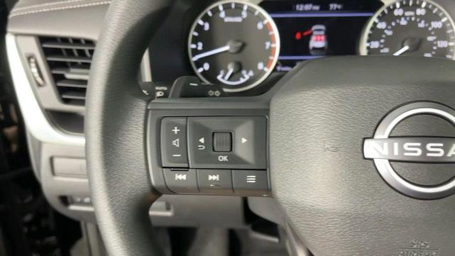 Photo of 2025 Black Nissan Rogue
