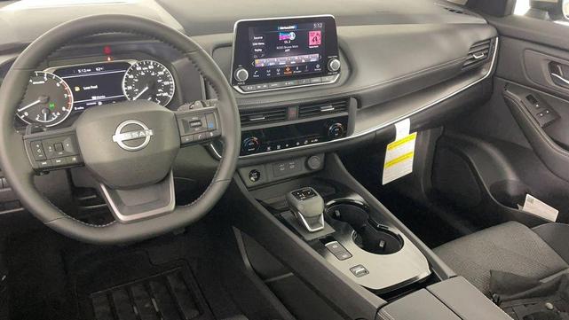 Photo of 2025 Baja Storm Nissan Rogue