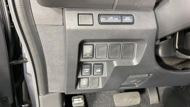 Photo of 2025 Gun Metallic Nissan Frontier