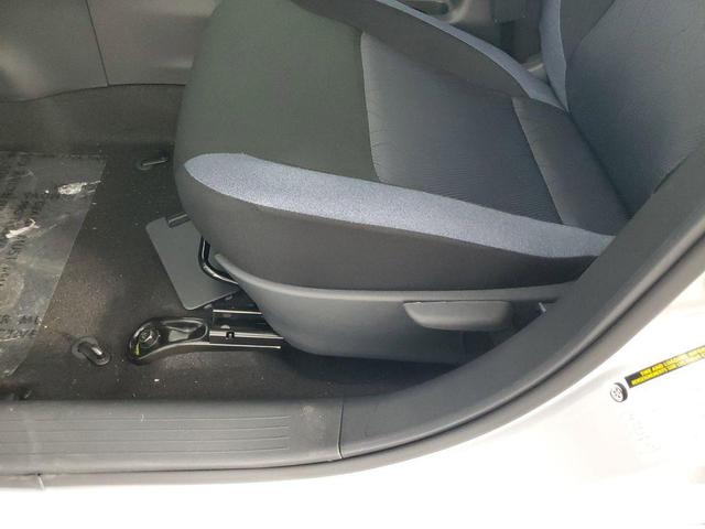 Photo of 2025 Brilliant Silver Metallic Nissan Versa