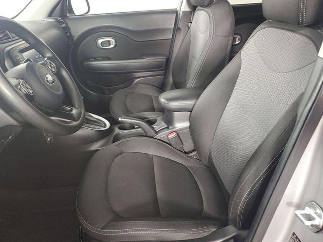 Photo of 2018 Bright Silver Kia Soul