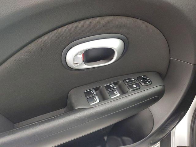 Photo of 2018 Bright Silver Kia Soul