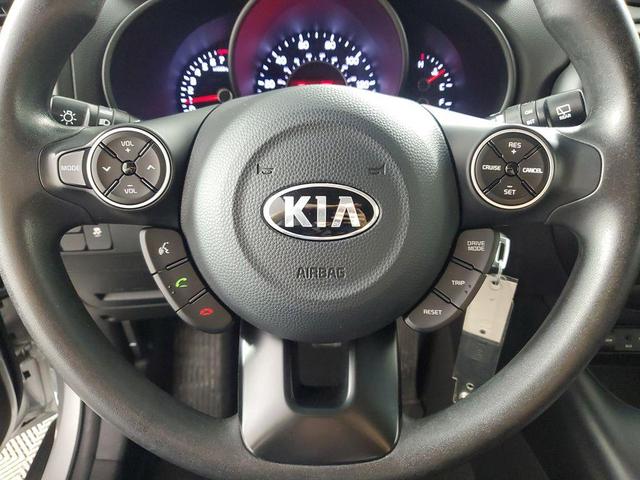 Photo of 2018 Bright Silver Kia Soul