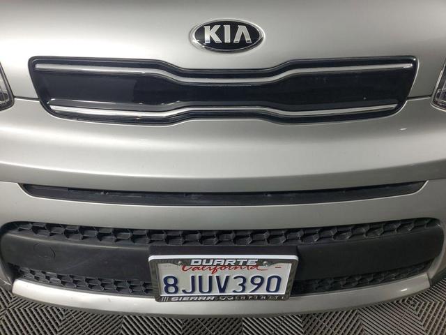 Photo of 2018 Bright Silver Kia Soul