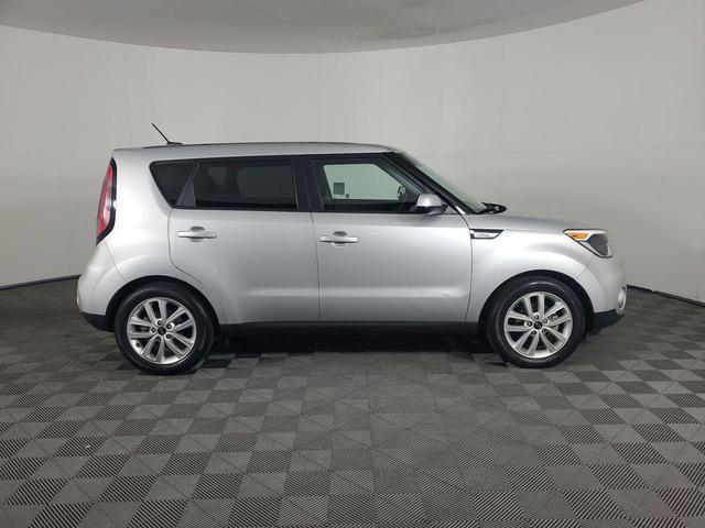 Photo of 2018 Bright Silver Kia Soul