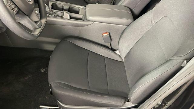 Photo of 2025 Black Nissan Sentra