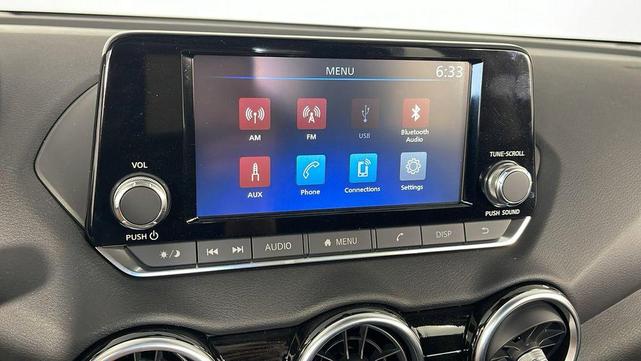 Photo of 2025 Black Nissan Sentra