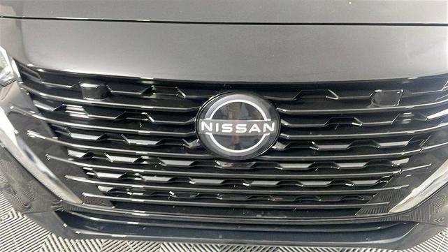 Photo of 2025 Black Nissan Sentra