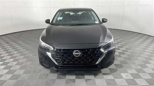 Photo of 2025 Black Nissan Sentra