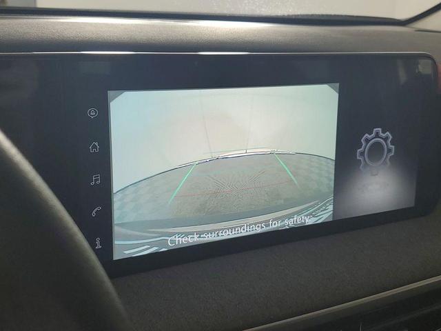 Photo of 2025 Canyon Bronze M Nissan Kicks