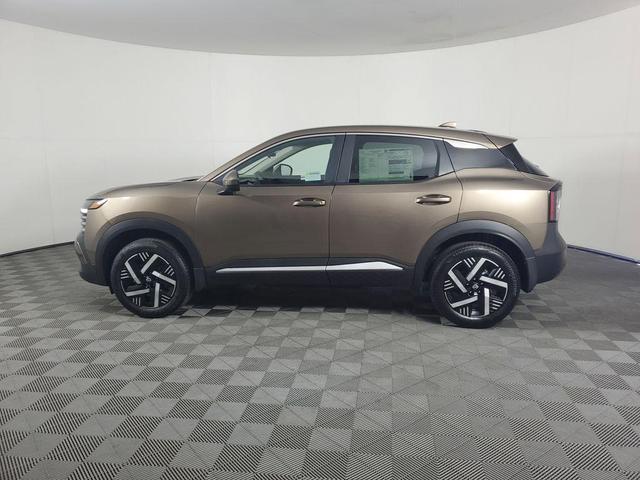 Photo of 2025 Canyon Bronze M Nissan Kicks