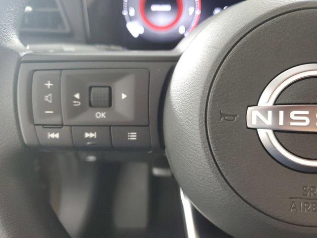 Photo of 2025 Canyon Bronze M Nissan Kicks