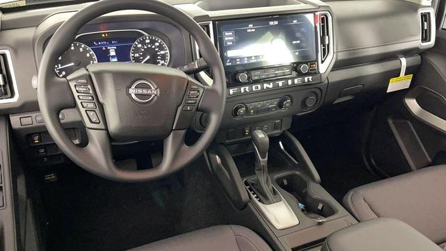 Photo of 2025 Black Nissan Frontier