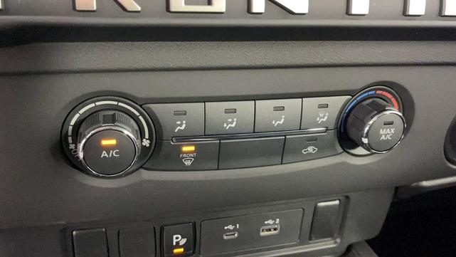 Photo of 2025 Black Nissan Frontier