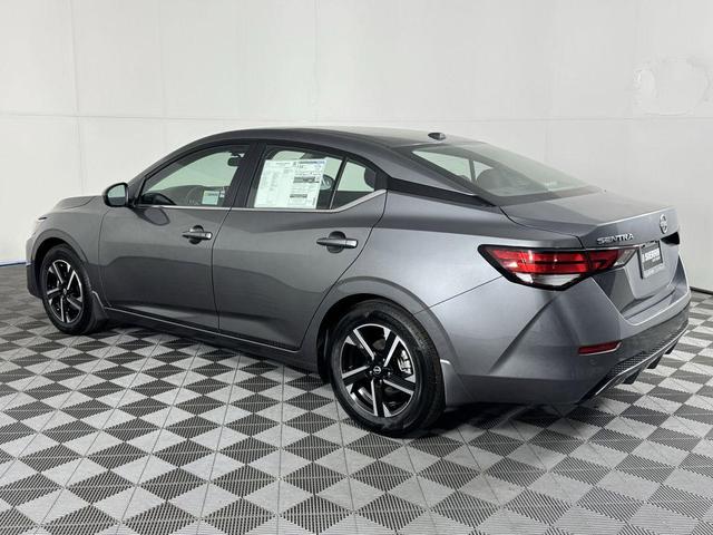Photo of 2025 Gun Metallic Nissan Sentra