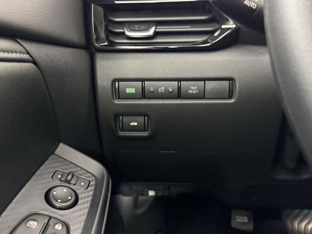 Photo of 2025 Gun Metallic Nissan Sentra