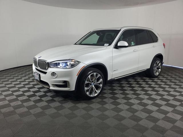 Photo of 2018 Mineral White Metallic BMW X5