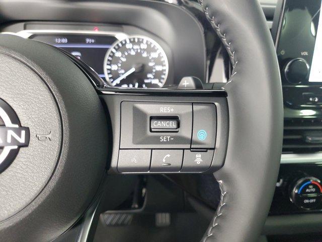 Photo of 2025 Black Nissan Pathfinder