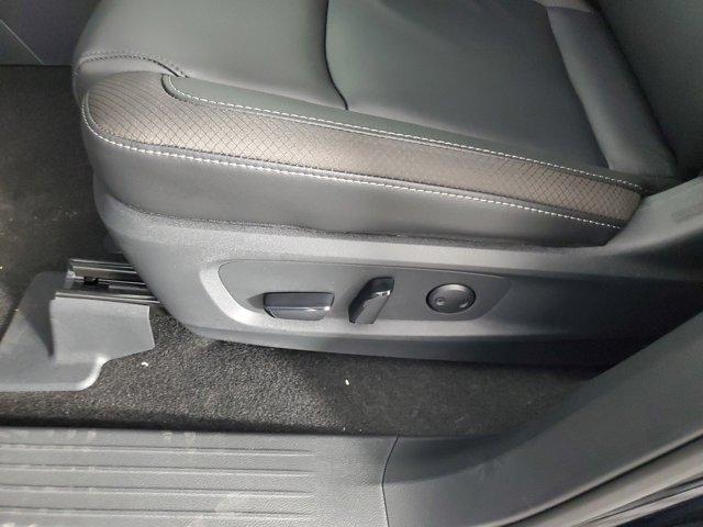 Photo of 2025 Black Nissan Pathfinder