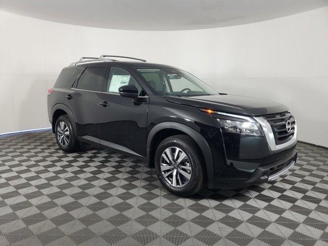 Photo of 2025 Black Nissan Pathfinder
