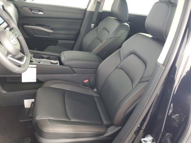 Photo of 2025 Black Nissan Pathfinder