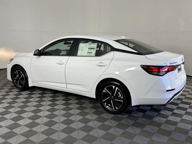 Photo of 2025 Cloud White Nissan Sentra