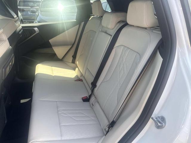 Photo of 2025 Alpine White BMW X3