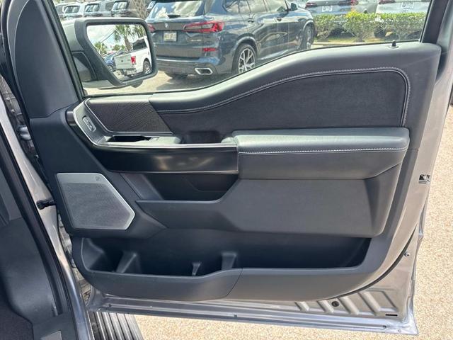 Photo of 2022 Iconic Silver Metallic Ford F-150