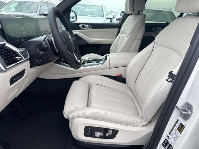 Photo of 2026 Alpine White BMW X5