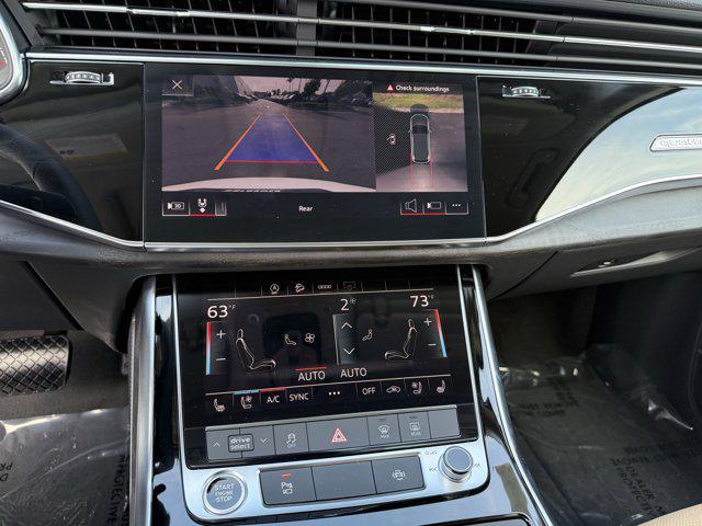 Photo of 2025 Glacier White Metallic Audi Q7