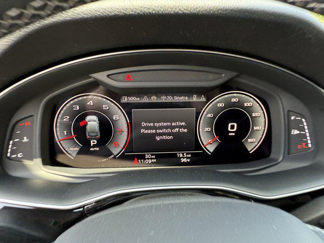 Photo of 2025 Waitomo Blue Metallic Audi Q7