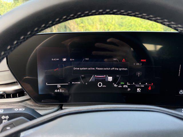 Photo of 2025 Tambora Gray Metallic Audi Q5