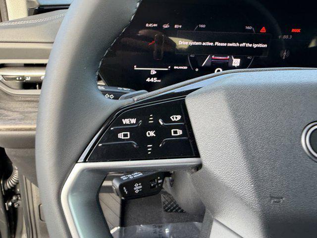 Photo of 2025 Tambora Gray Metallic Audi Q5