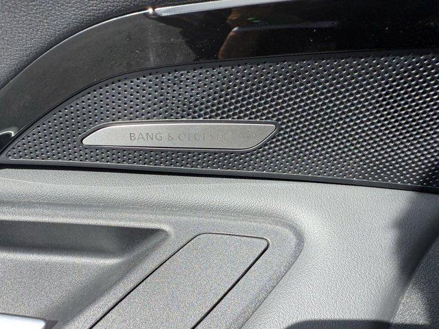 Photo of 2025 Tambora Gray Metallic Audi Q5