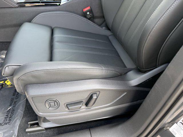 Photo of 2025 Tambora Gray Metallic Audi Q5