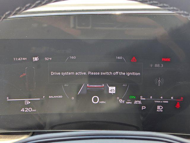 Photo of 2025 Glacier White Metallic Audi Q5