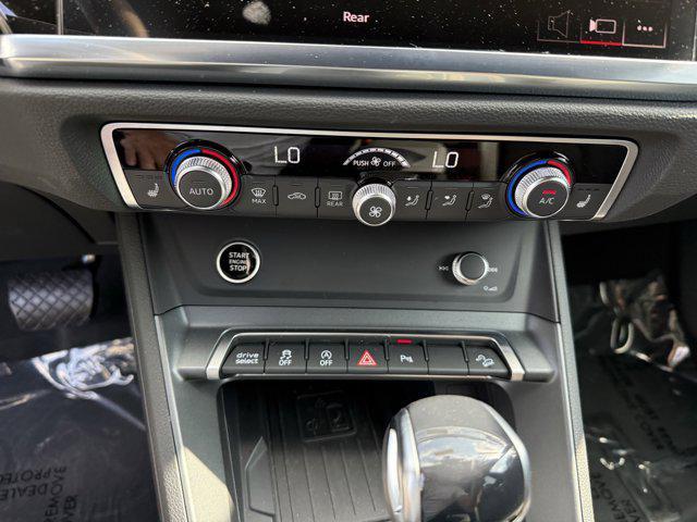 Photo of 2025 Chronos Gray Metallic Audi Q3