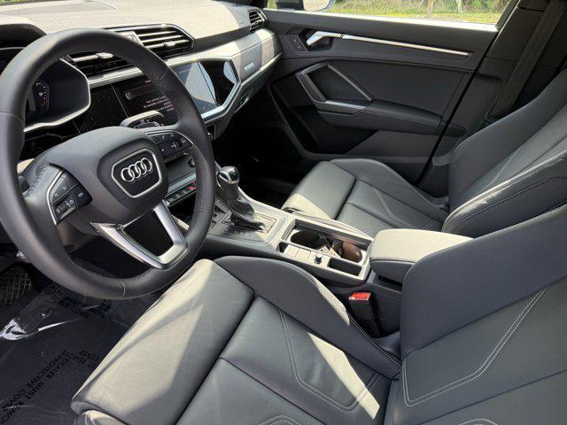 Photo of 2025 Chronos Gray Metallic Audi Q3