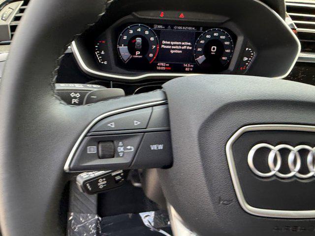 Photo of 2025 Chronos Gray Metallic Audi Q3