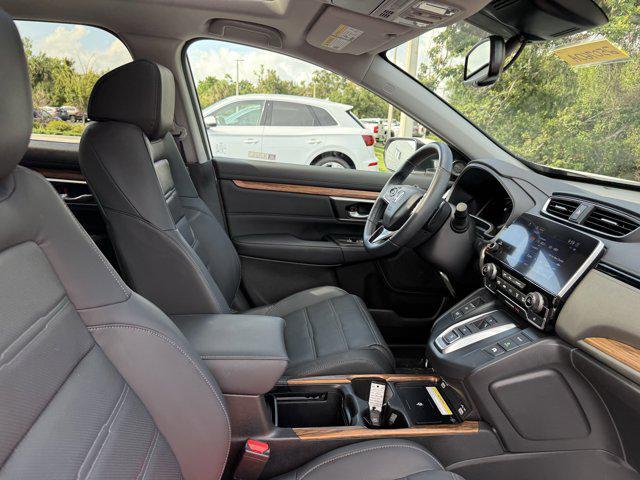 Photo of 2021 Platinum White Pearl Honda CR-V Hybrid