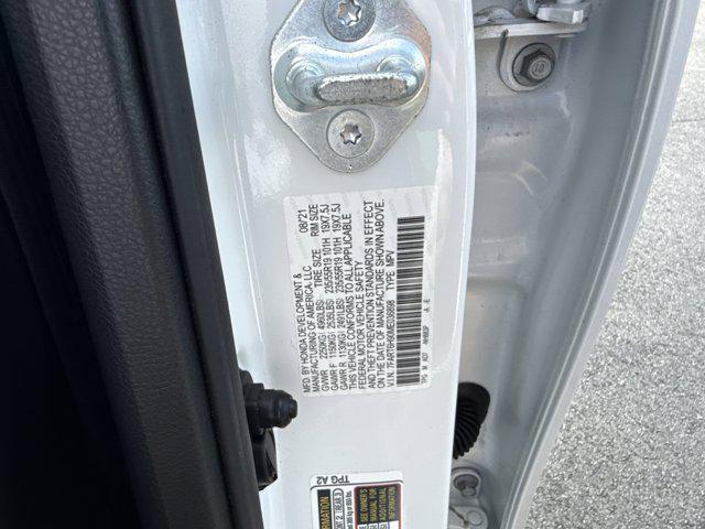 Photo of 2021 Platinum White Pearl Honda CR-V Hybrid