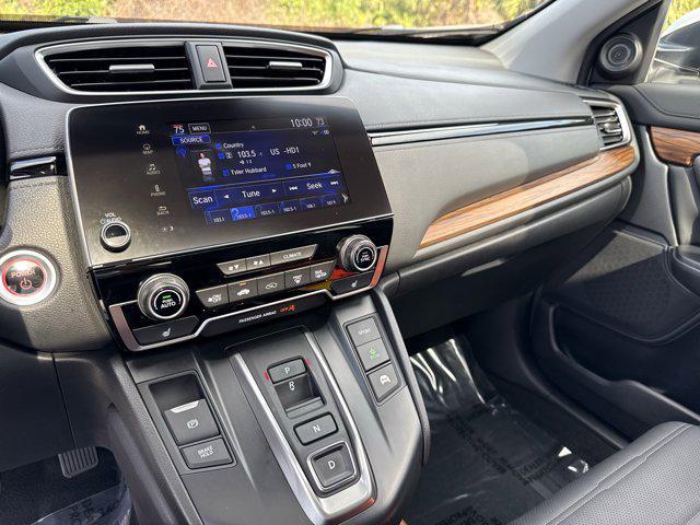 Photo of 2021 Platinum White Pearl Honda CR-V Hybrid
