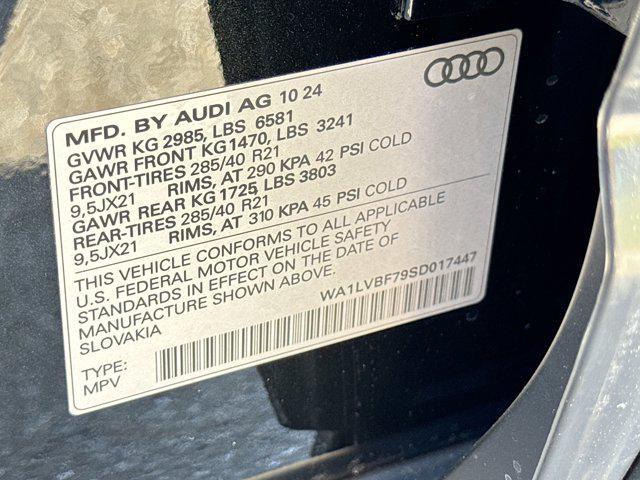 Photo of 2025 Mythos Black Metallic Audi Q7