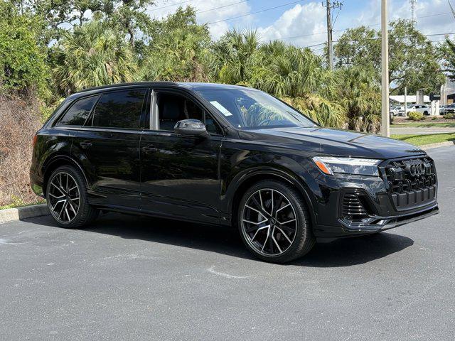 Photo of 2025 Mythos Black Metallic Audi Q7