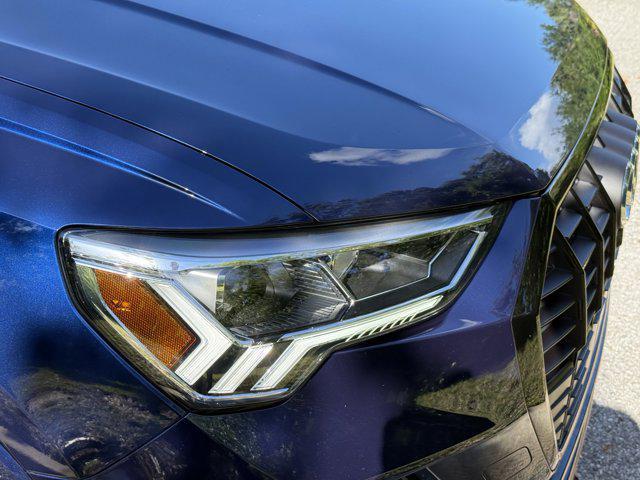 Photo of 2025 Navarra Blue Metallic Audi Q3