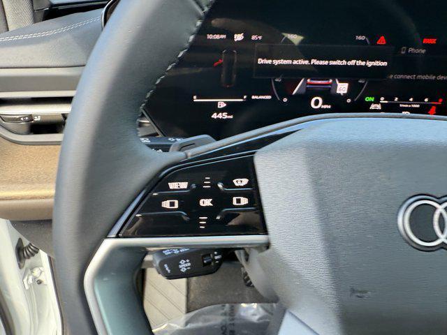Photo of 2025 Glacier White Metallic Audi Q5