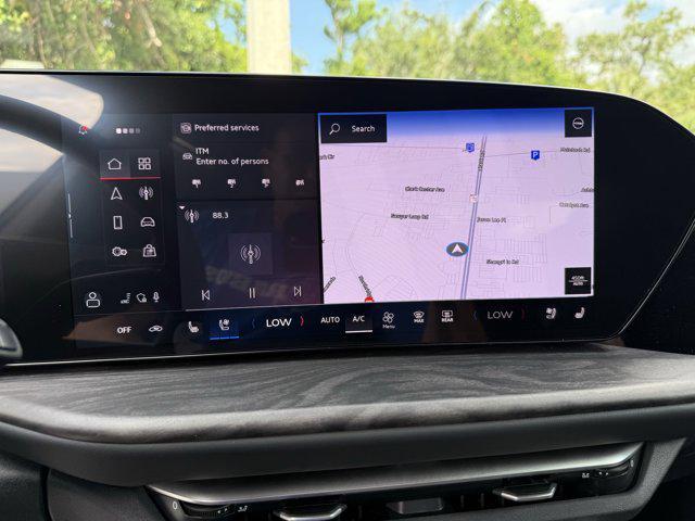 Photo of 2025 Tambora Gray Metallic Audi Q5