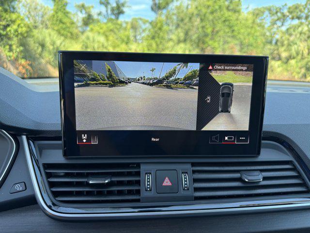 Photo of 2025 Daytona Gray Pearl Effect Audi Q5