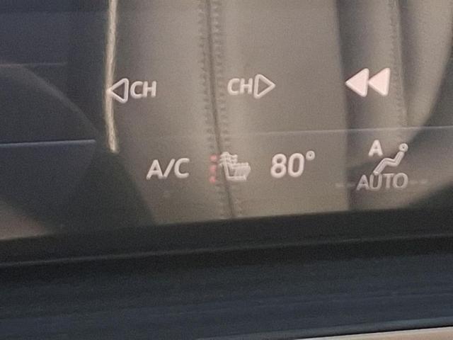 Photo of 2025 Brilliant Red Buick Envision