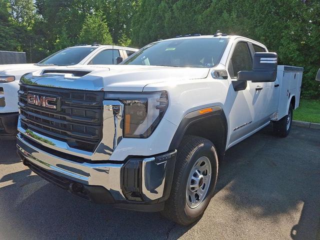 Photo of 2025 Summit White GMC Sierra 3500